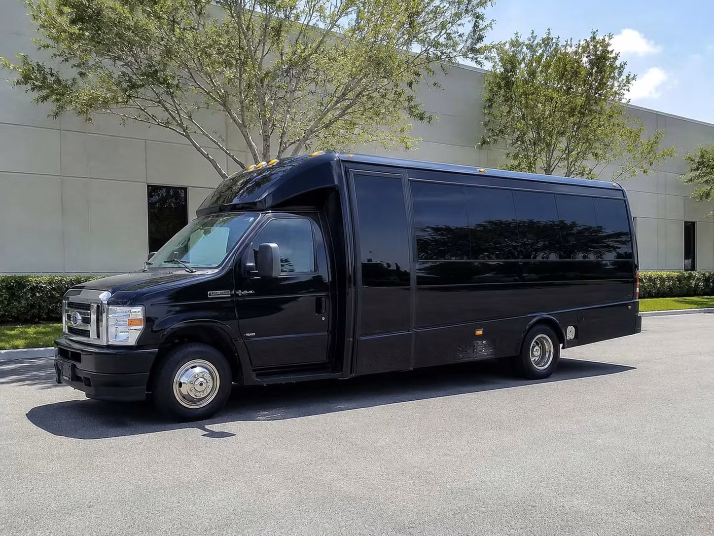 bus rentals for columbia proms homecomings