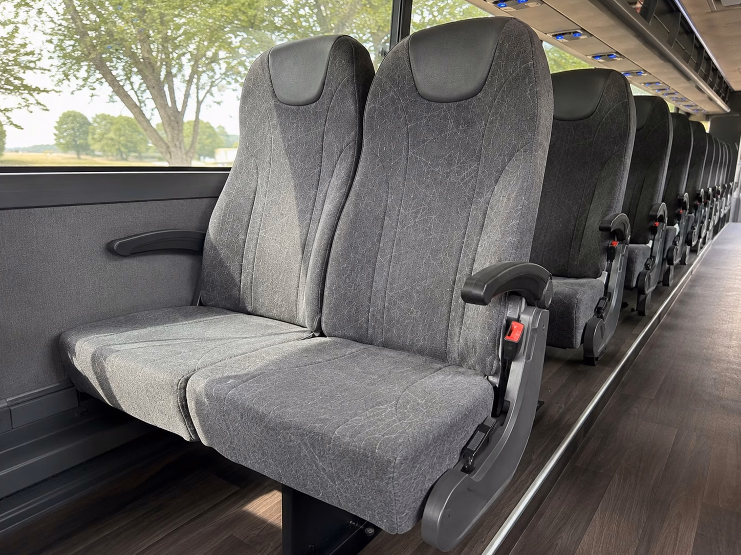 how the bus type you choose changes charter bus prices in columbia missouri
